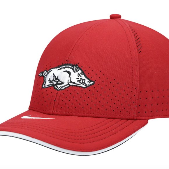 Arkansas Razorbacks Nike Baseball Hat - Picture 1 of 5